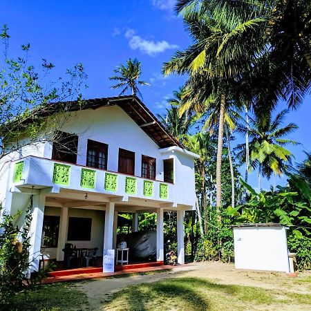 Tropical Point Inn Матара Экстерьер фото